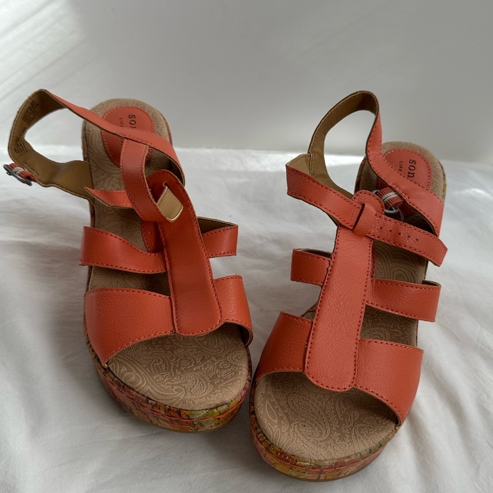 Sonoma Life & Style Stacie Blossom Orange Shoes Size 7.5